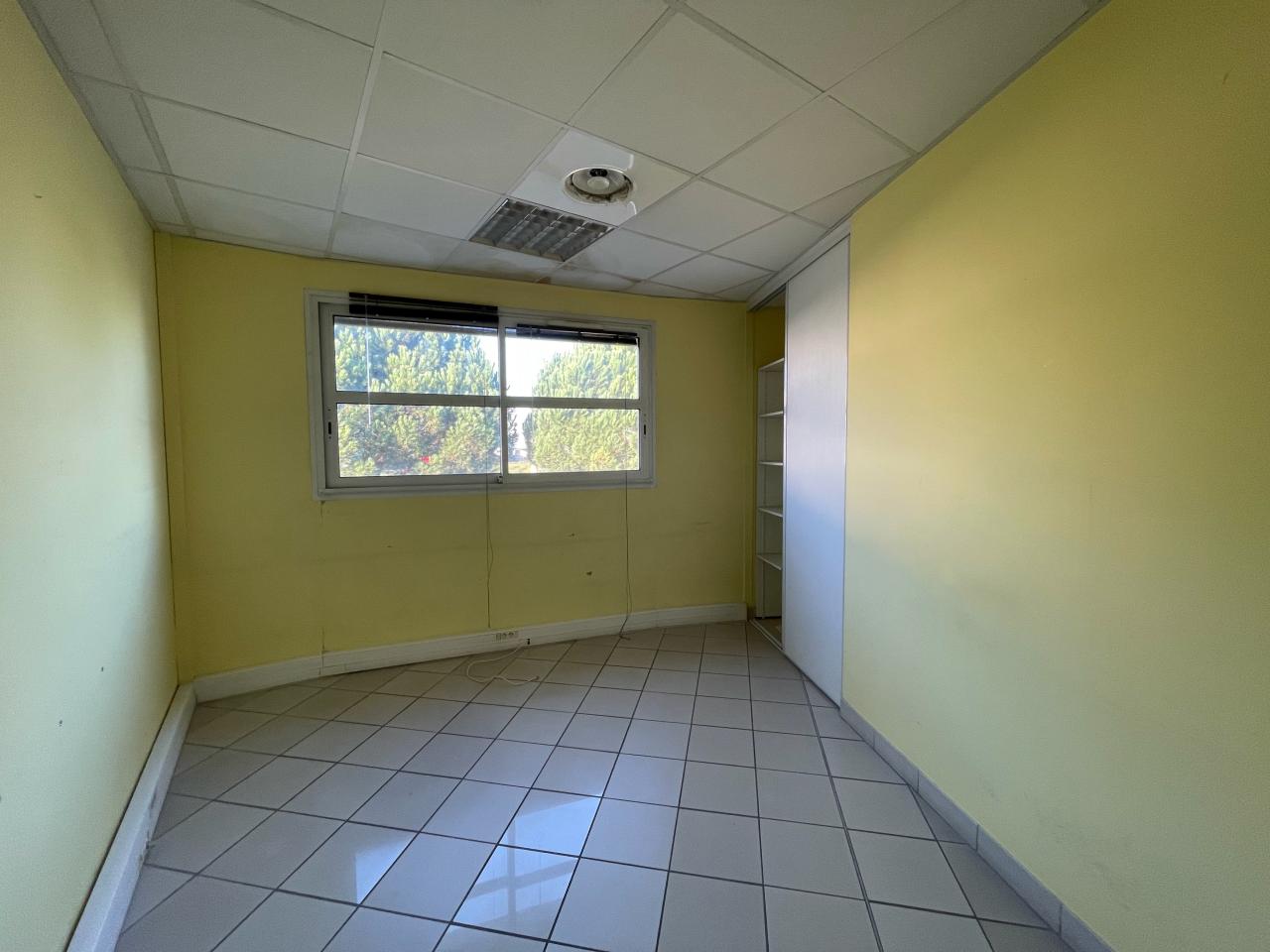 Local d'activité Eysines 455m² Location local d'activité Eysines Gironde OLACT2427548 6